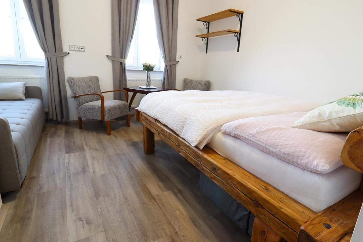 Penzion U Hlavacku Horažďovice Exterior foto